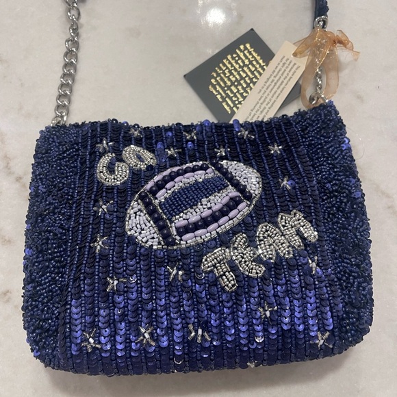 GO TEAM GAME-DAY BEADED BAG W STRAP!! Blue silver white!! New - Picture 3 of 5